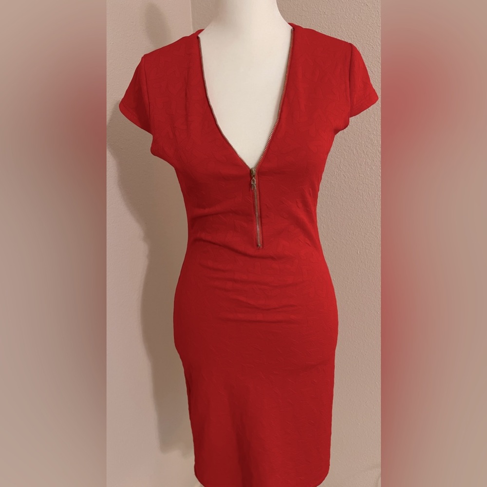 short dress.  red . very soft..narrow.  Comfortable. spring